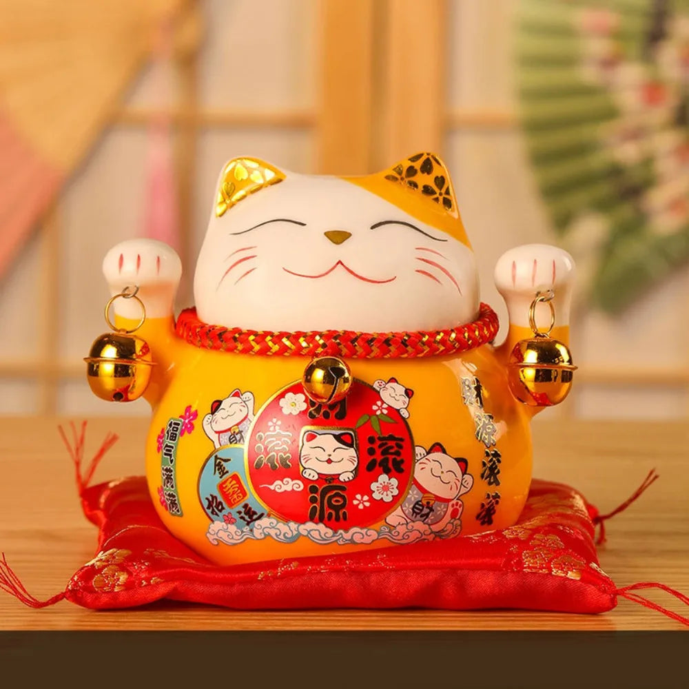 Cute 4.5 inch Lucky Cat Home Decorations Handmade Ceramic Small Piggy Bank Portable Fortune Cat Statue Home Store