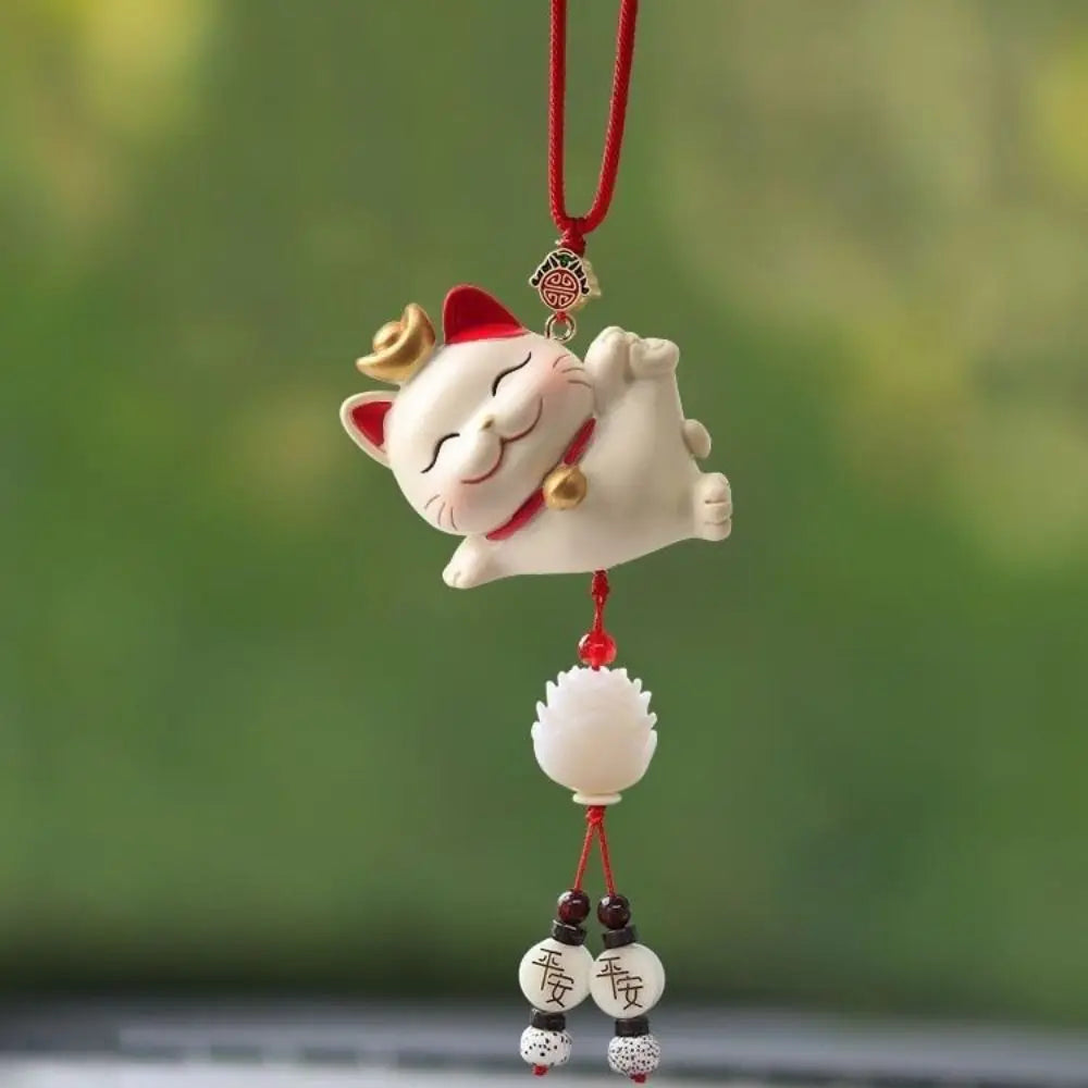 Gifts Japanese Lucky Cat Car Pendant Creative Cute Hanging Car Ornaments Blessing New Year Car Interior Accessories Office